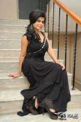 Alekhya at Anandham Malli Modalaindi Audio Launch